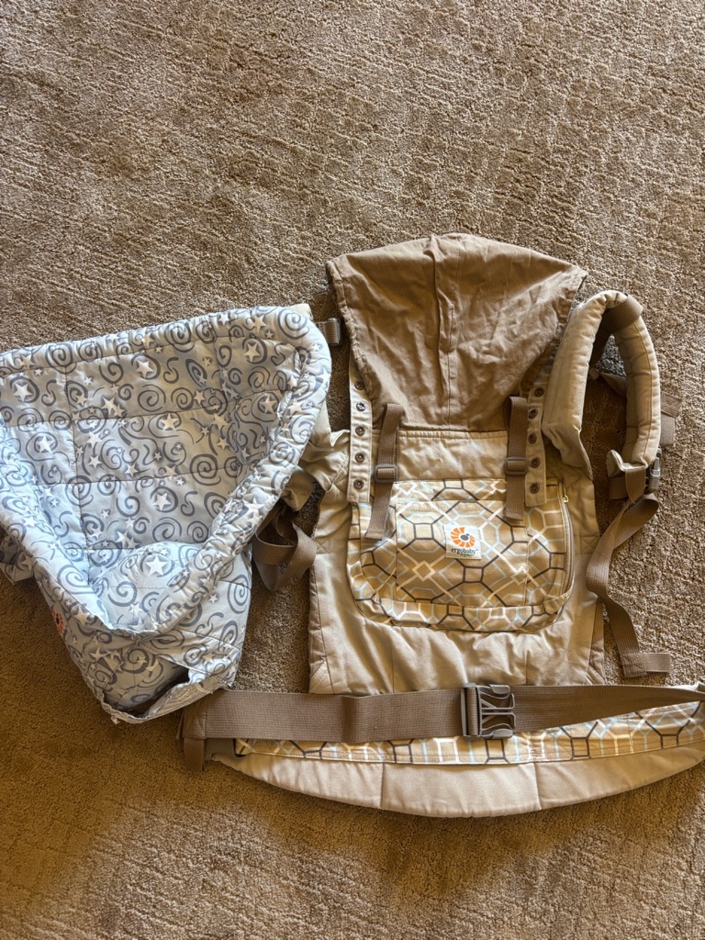 Ergobaby Tan and Light Gray Geometric Carrier